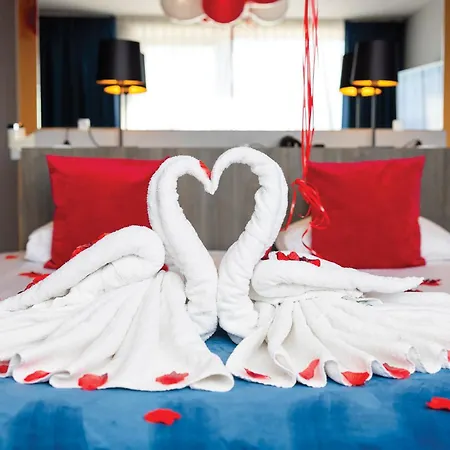 Hotel Der Valk Congres 4*