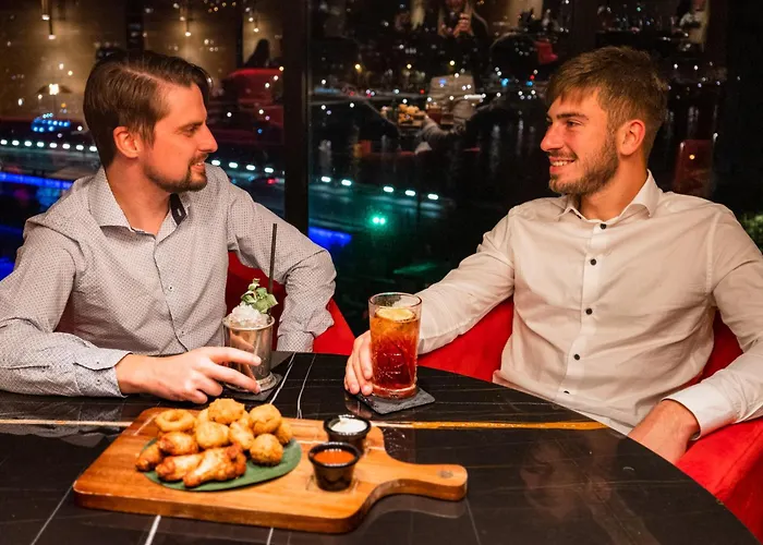 Szálloda Der Valk Congres 4*