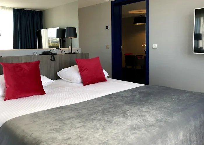 Szálloda Der Valk Congres 4*