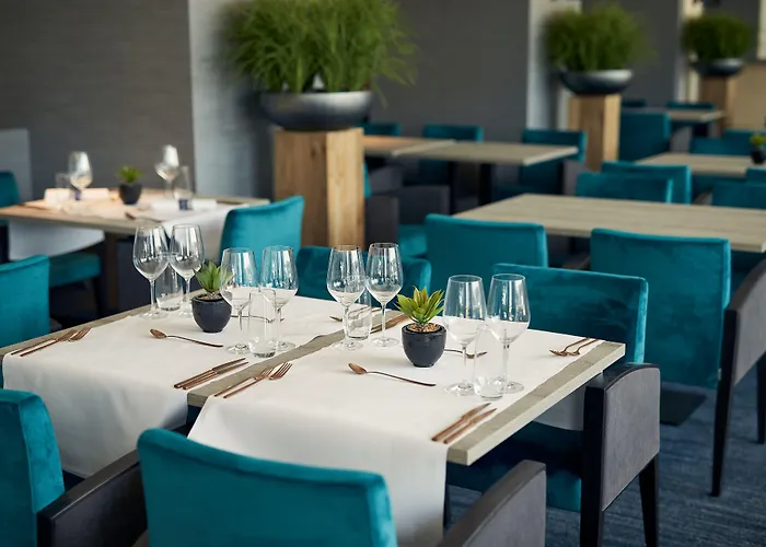 Szálloda Der Valk Congres 4*