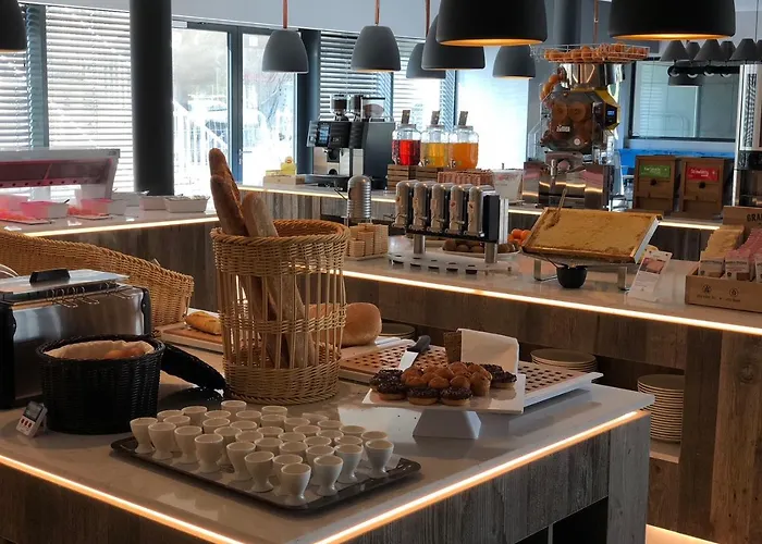 Szálloda Der Valk Congres 4*